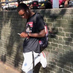 Meet your Posher, Justin